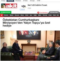 Özbekistan Cumhurbaşkanı Mirziyoyev‘den Yalçın Topçu‘ya özel hediye
